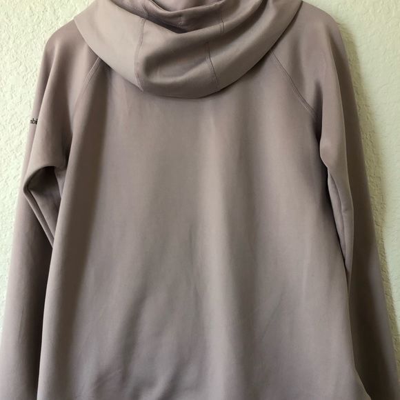 COLUMBIA sweater. Super soft and comfortable. - Picture 2 of 4